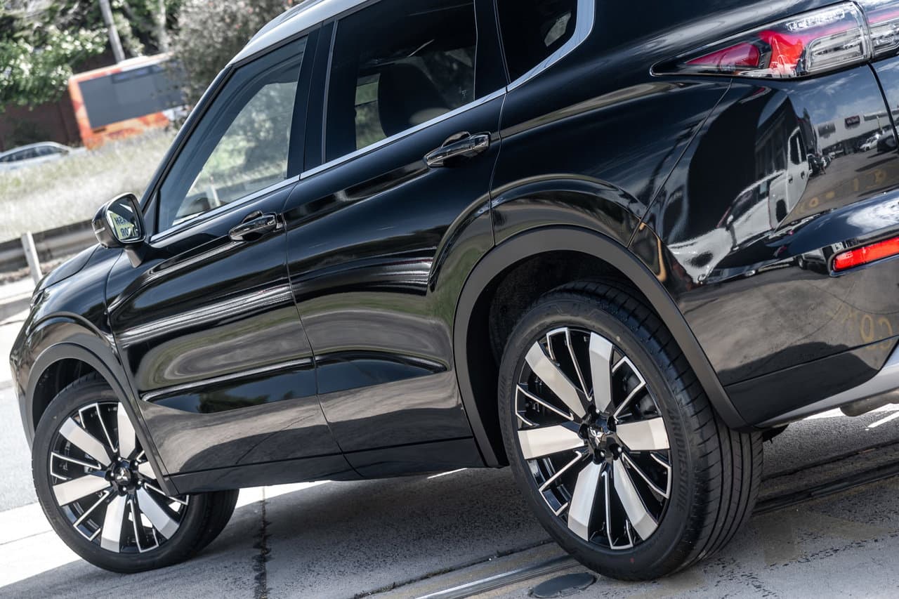 Kia Sportage or Mitsubishi Outlander or Ford Ranger or $40,000 Cash 12