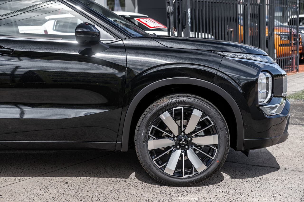 Kia Sportage or Mitsubishi Outlander or Ford Ranger or $40,000 Cash 24