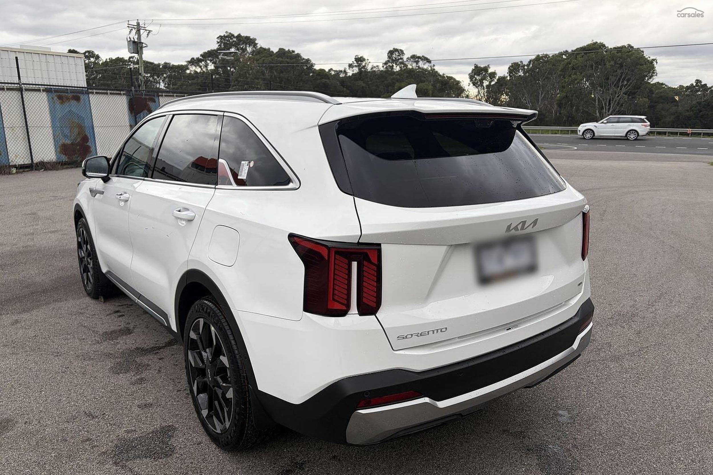 Kia Sorento or Isuzu D-Max X-Rider or Ford Everest or $40,000 Cash 13
