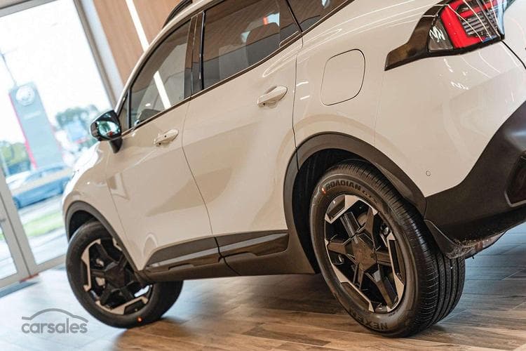 Kia Sportage or Mitsubishi Triton or Ford Everest or $40,000 Cash 11